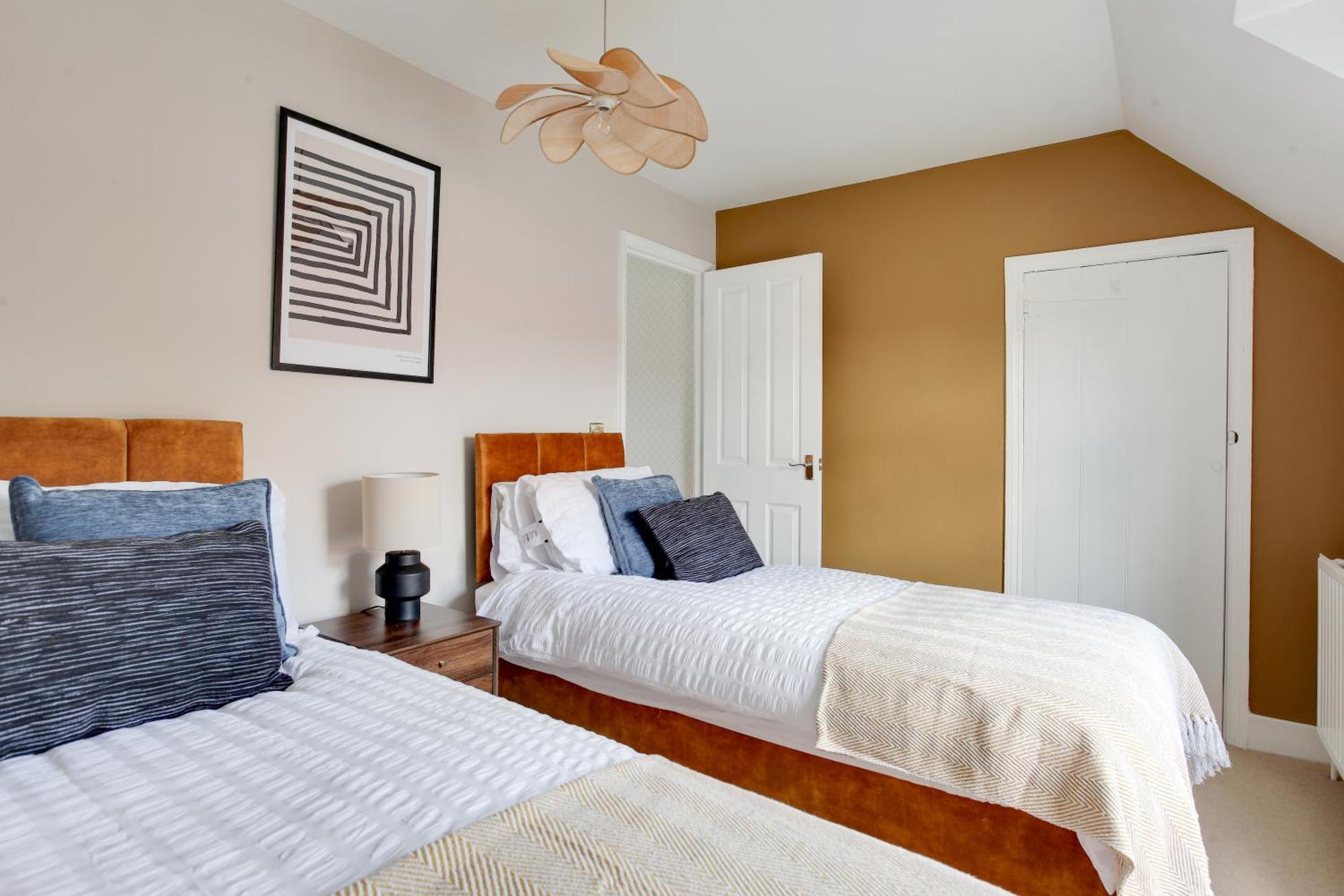 Cosy 3 Bedroom House With Free Parking And Wifi Colchester Exteriör bild